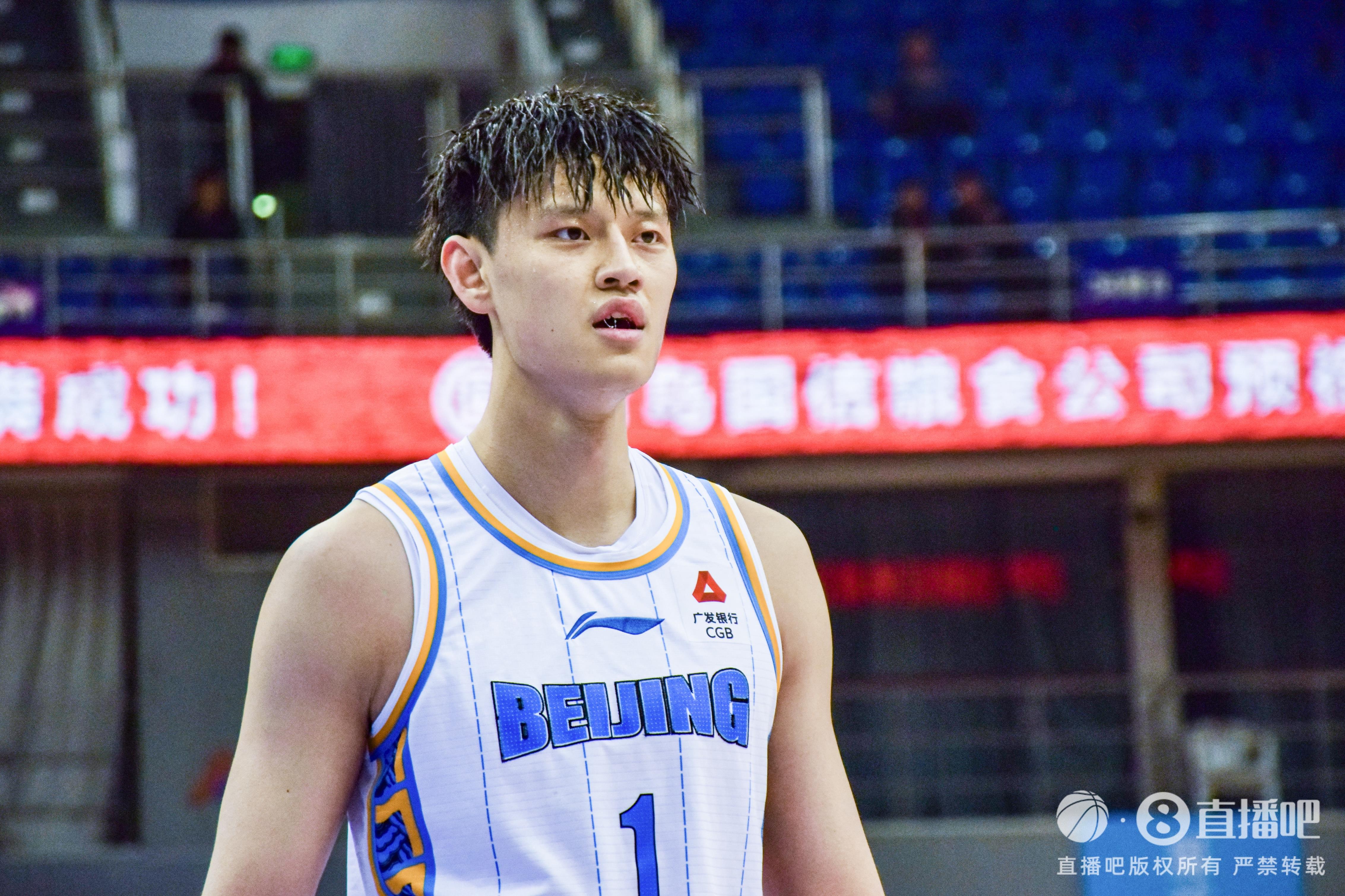 7次大帽相當炸裂！曾凡博替補砍16分7板7帽 大帽絕殺遼寧！